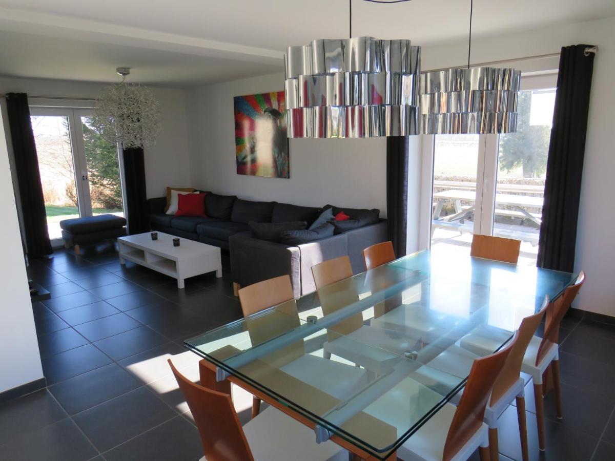 הוילה אוביפאט Sixine House מראה חיצוני תמונה